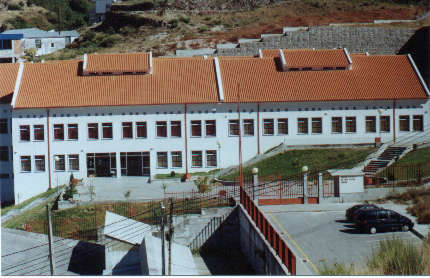Escola EB 2.3 em Loriga (2001)