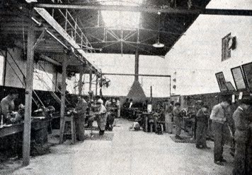 Interior da Oficina (Ano 1945)